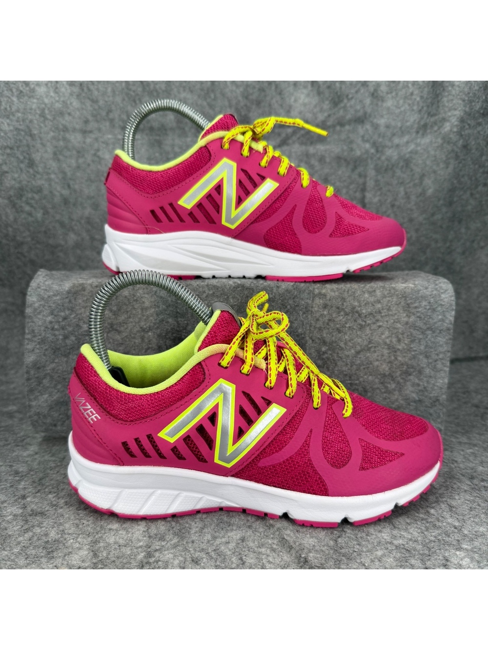 New Balance Vazee Rush v1 Running Shoes KJRUSPKG Pink Yellow Girl’s Size 3.5 978